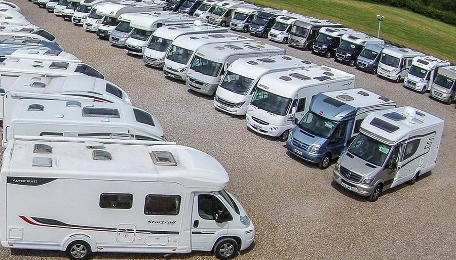 Large-selection-of-motorhomes-in-stock-now